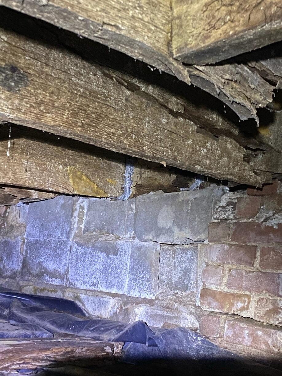 Major Crawl Space Reconstruction & Encapsulation in Columbus, MS