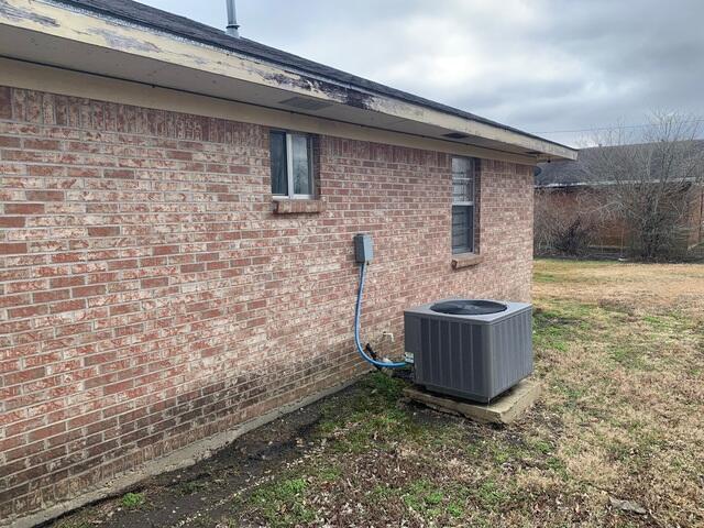 Improper Drainage Causes Foundation Settlement in Shelby, MS