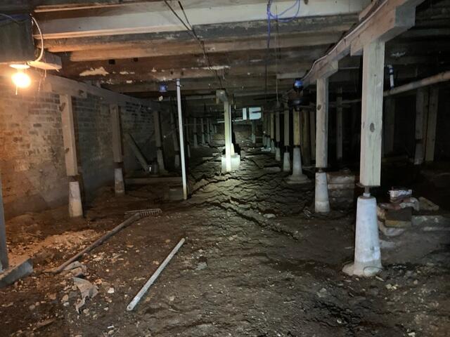 6952f2acd36b5_nasty-crawlspace.jpg